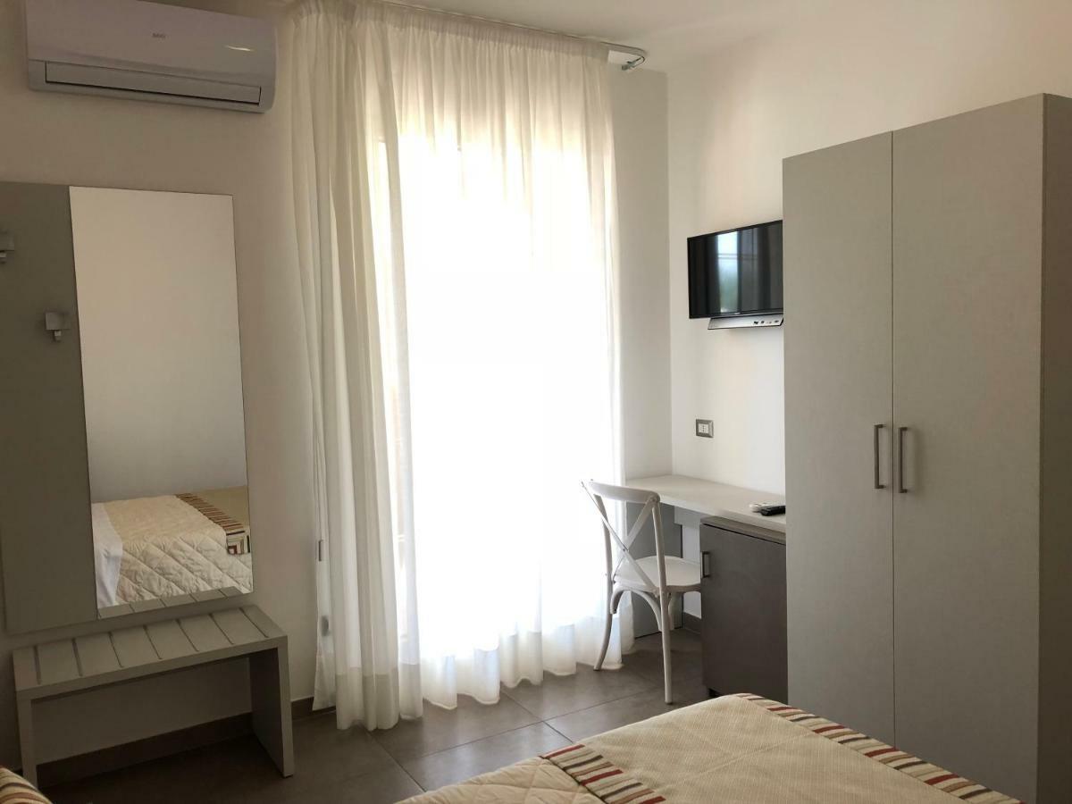 B&B Mimi Porto Cesareo Buitenkant foto