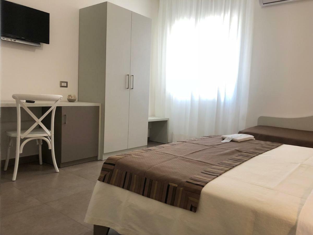 B&B Mimi Porto Cesareo Buitenkant foto